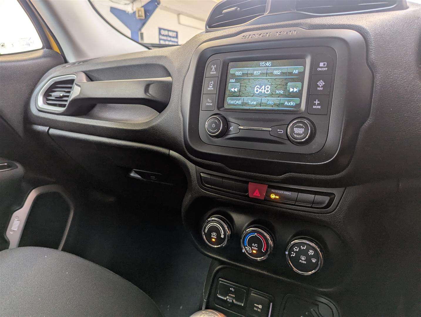 <p>2015 JEEP RENEGADE LONGITUDE</p>