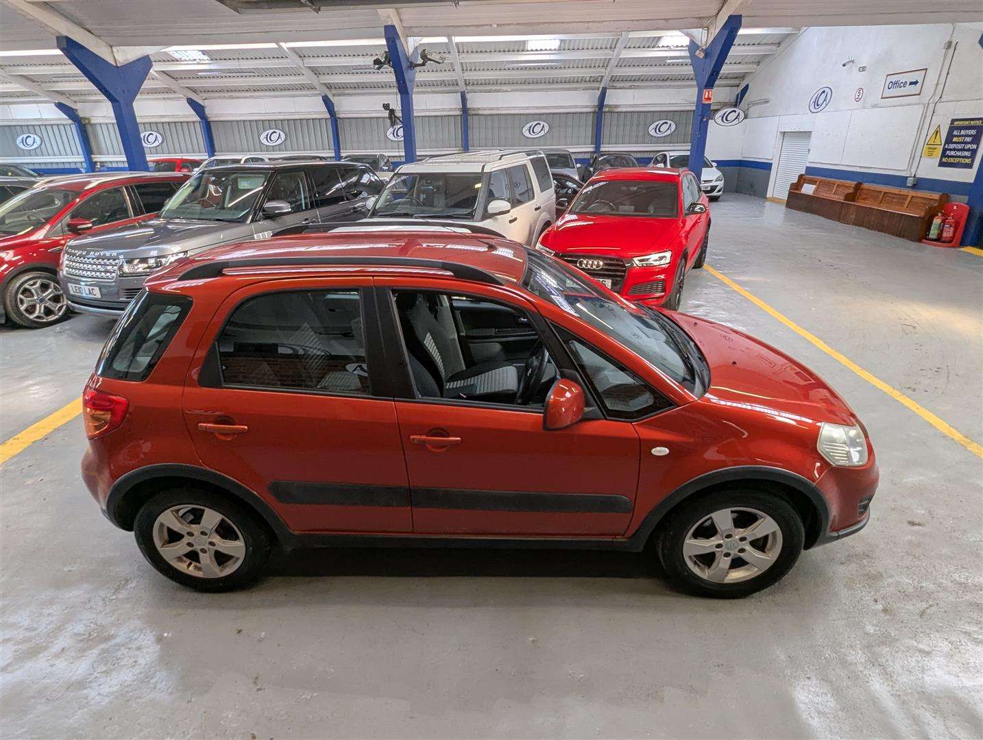 <p>2013 SUZUKI SX4 SZ4 AUTO</p>