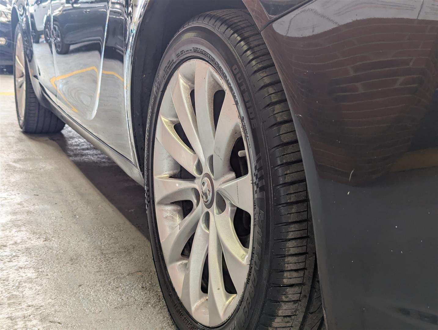 <p>2013 VAUXHALL INSIGNIA ELITE NAV CDTI E</p>