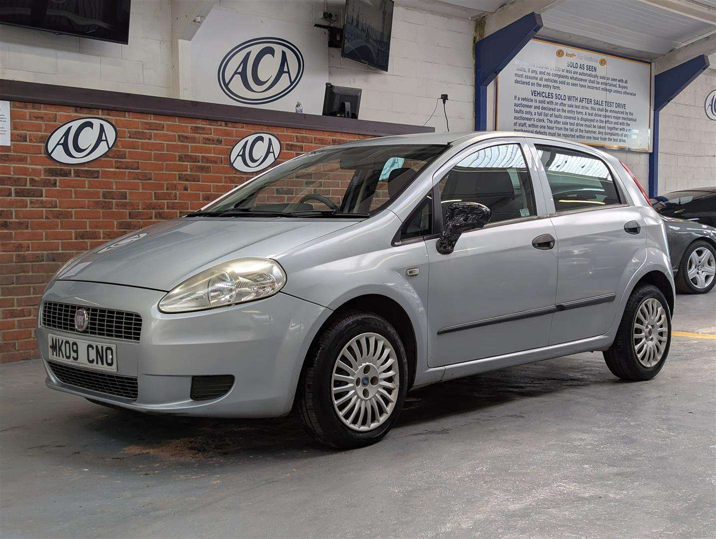 <p>2009 FIAT GRANDE PUNTO ACTIVE 65</p>