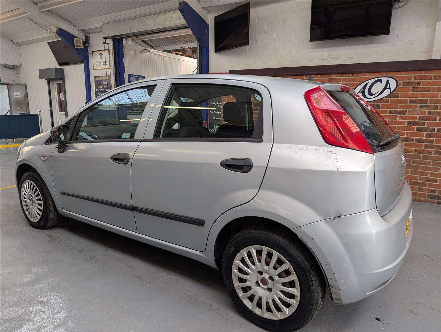 <p>2009 FIAT GRANDE PUNTO ACTIVE 65</p>