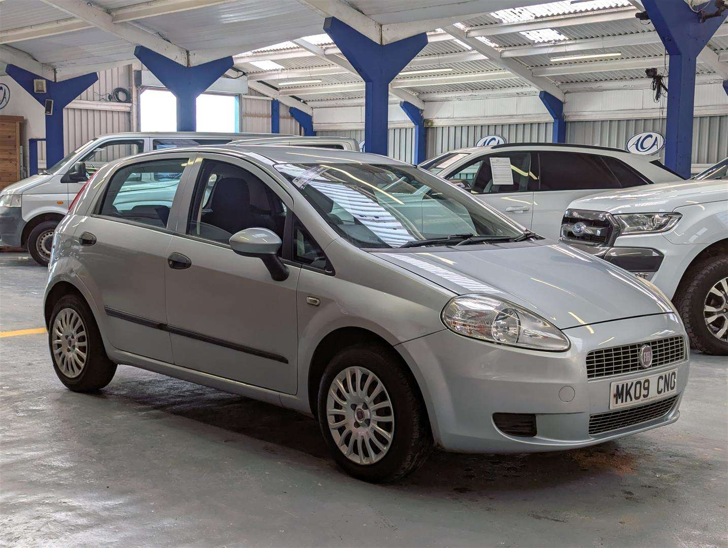 <p>2009 FIAT GRANDE PUNTO ACTIVE 65</p>