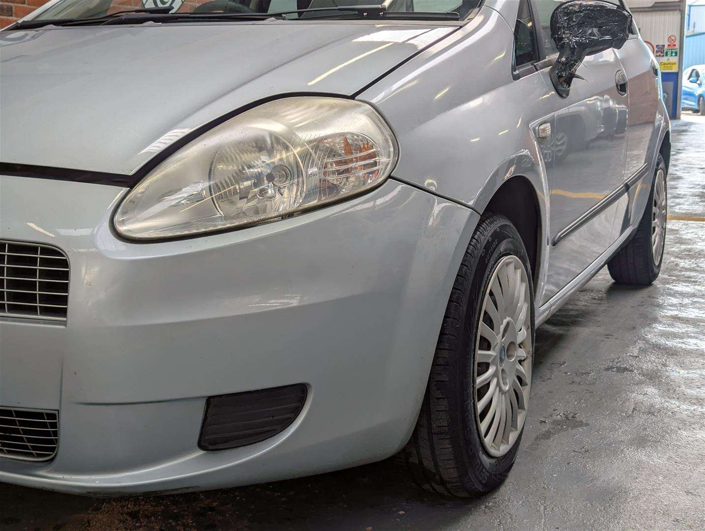 <p>2009 FIAT GRANDE PUNTO ACTIVE 65</p>