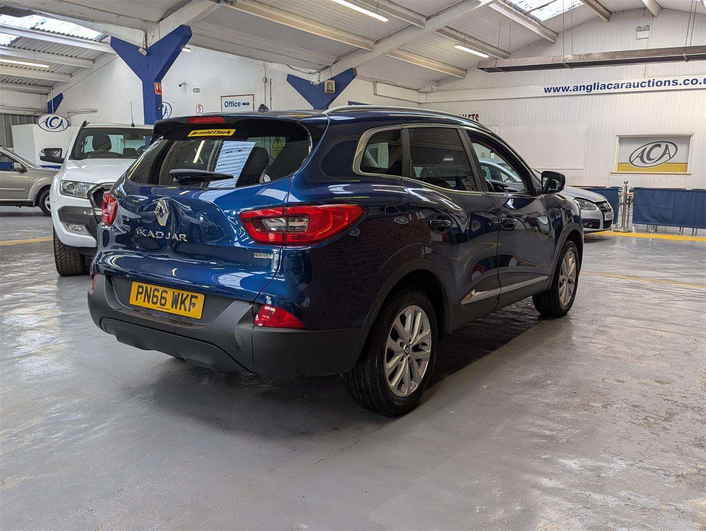 <p>2016 RENAULT KADJAR DYNAMIQUE NAV DCI</p>