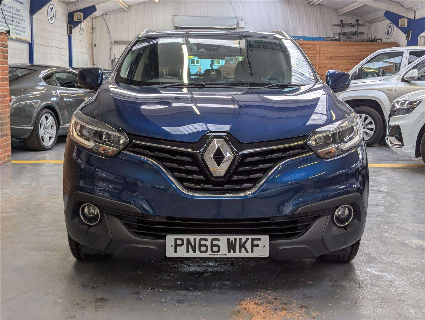 <p>2016 RENAULT KADJAR DYNAMIQUE NAV DCI</p>