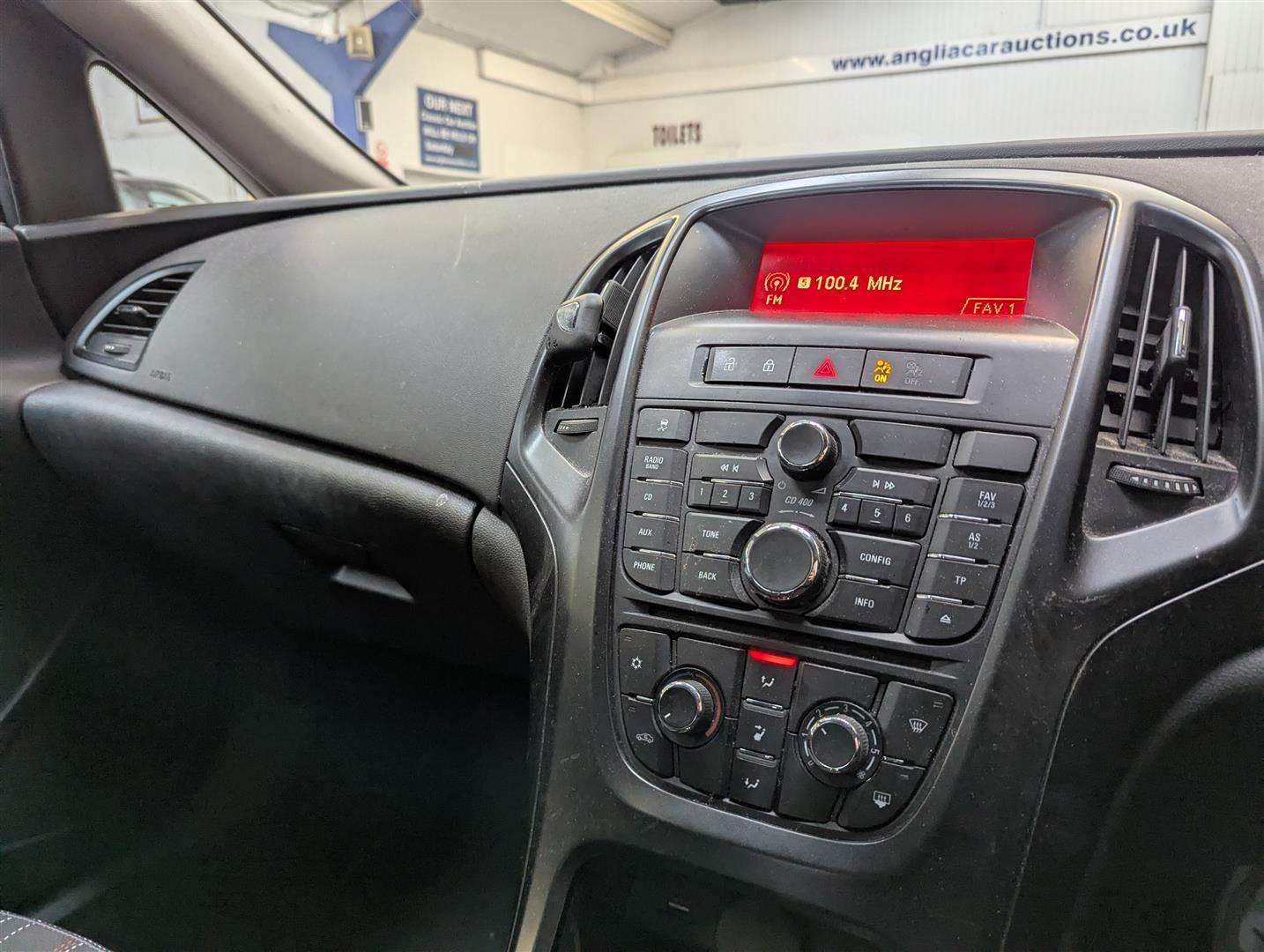 <p>2012 VAUXHALL ASTRA ACTIVE</p>