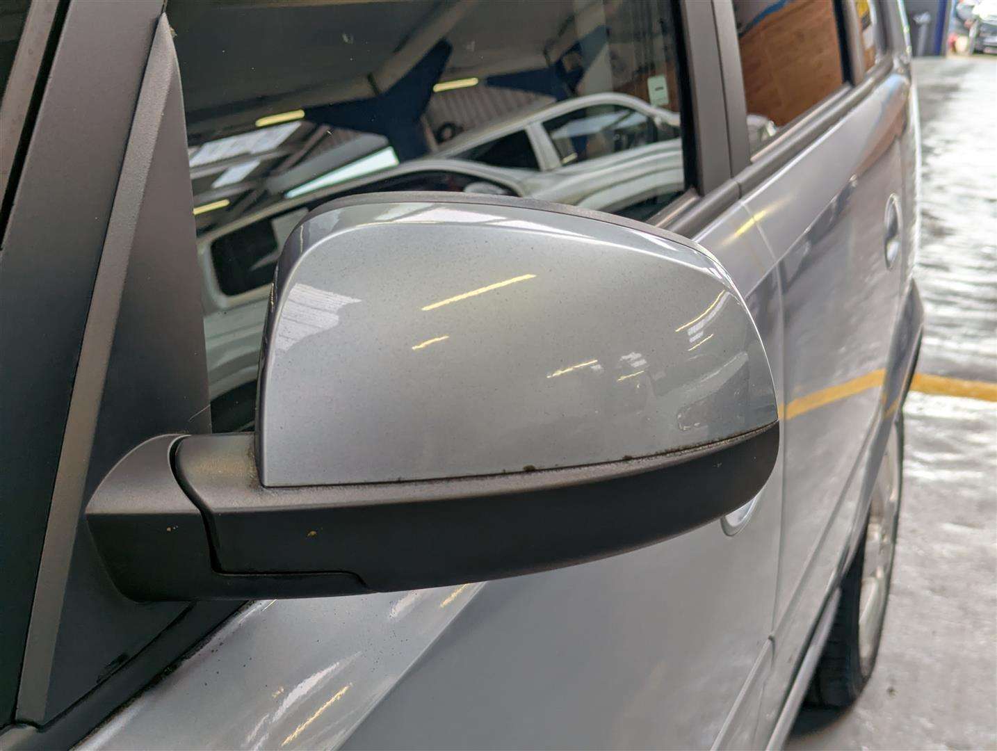 <p>2005 VAUXHALL MERIVA BREEZE CDTI</p>