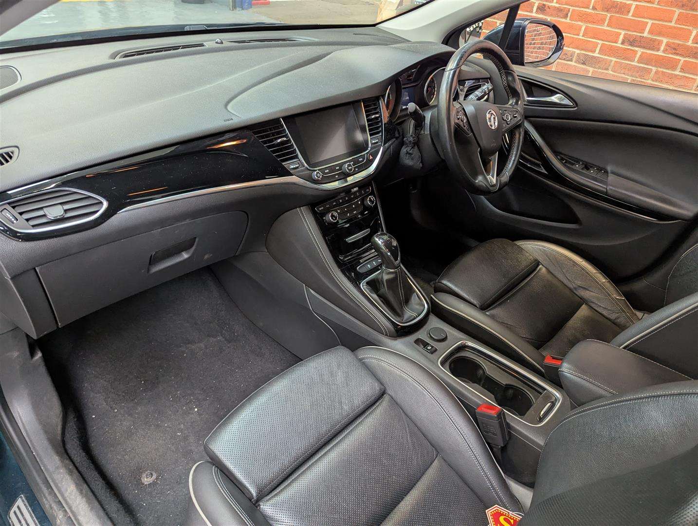 <p>2016 VAUXHALL ASTRA ELITE NAV CDTI S/S</p>