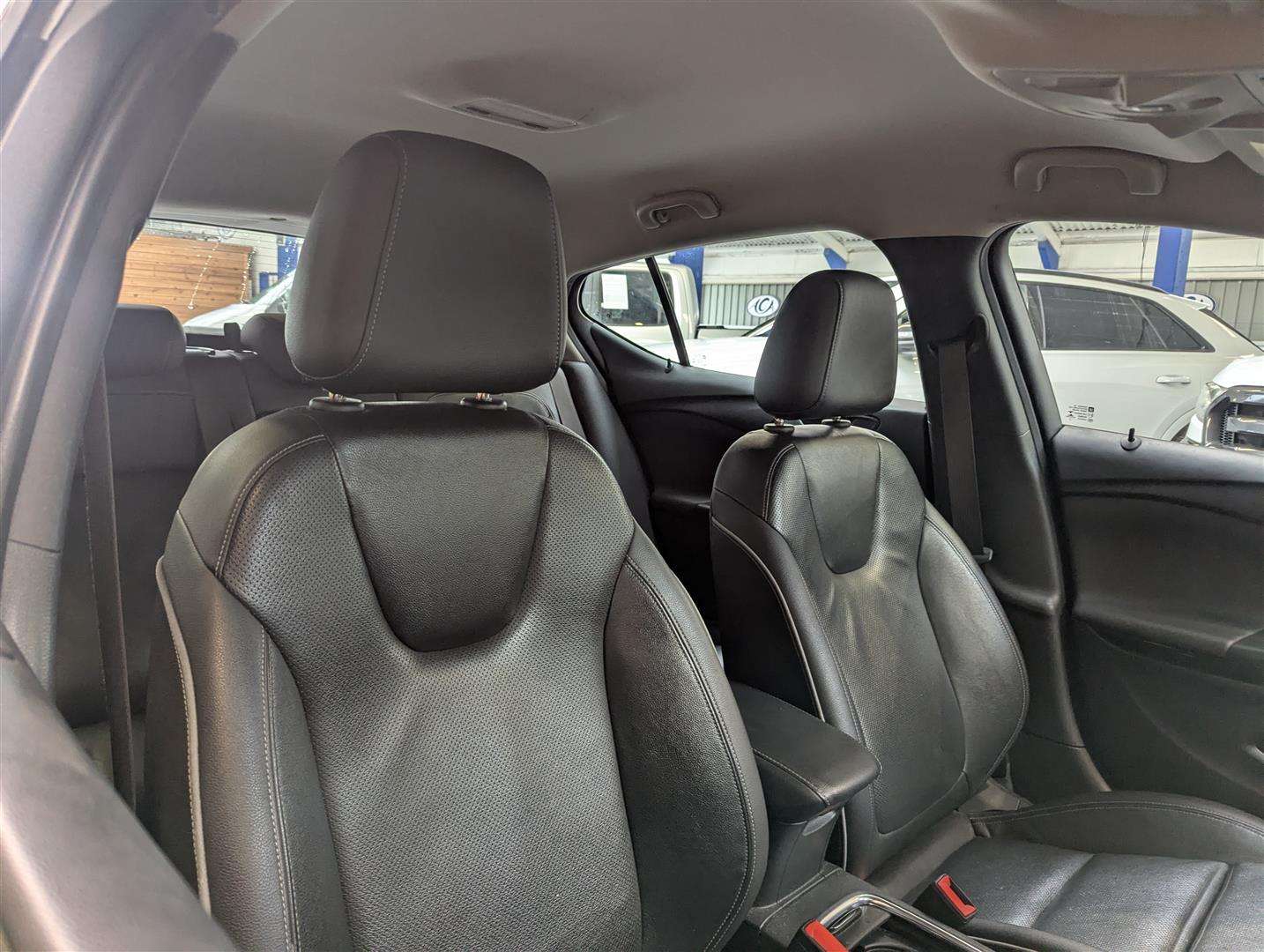 <p>2016 VAUXHALL ASTRA ELITE NAV CDTI S/S</p>