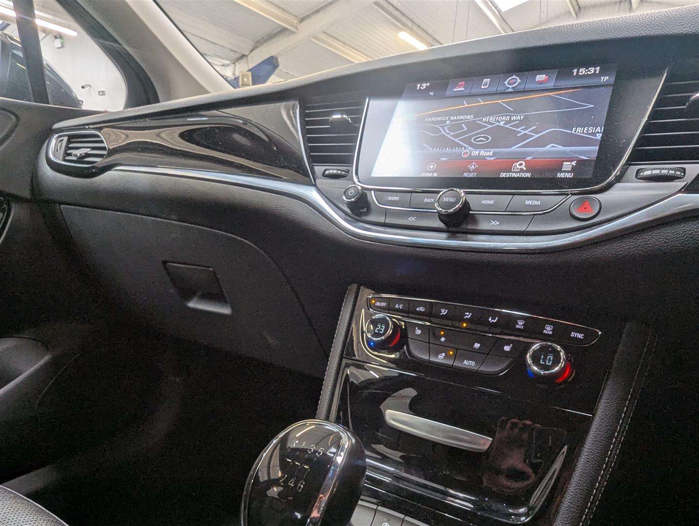 <p>2016 VAUXHALL ASTRA ELITE NAV CDTI S/S</p>
