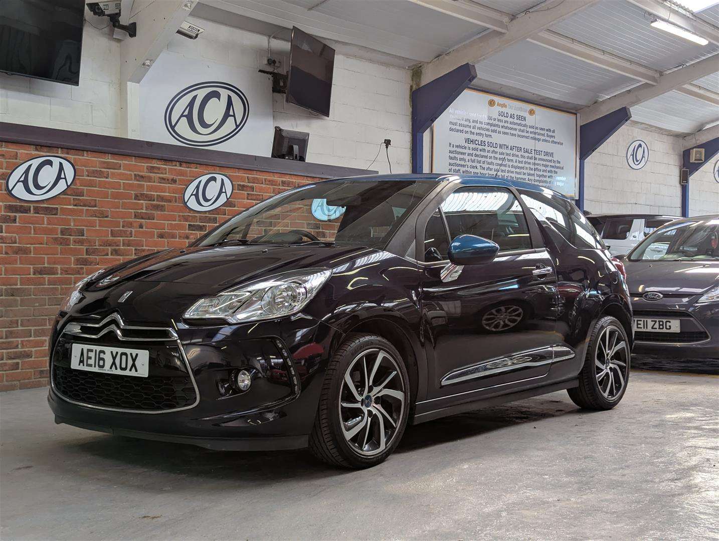 <p>2016 DS DS3 DSTYLE NAV PURETECH S</p>