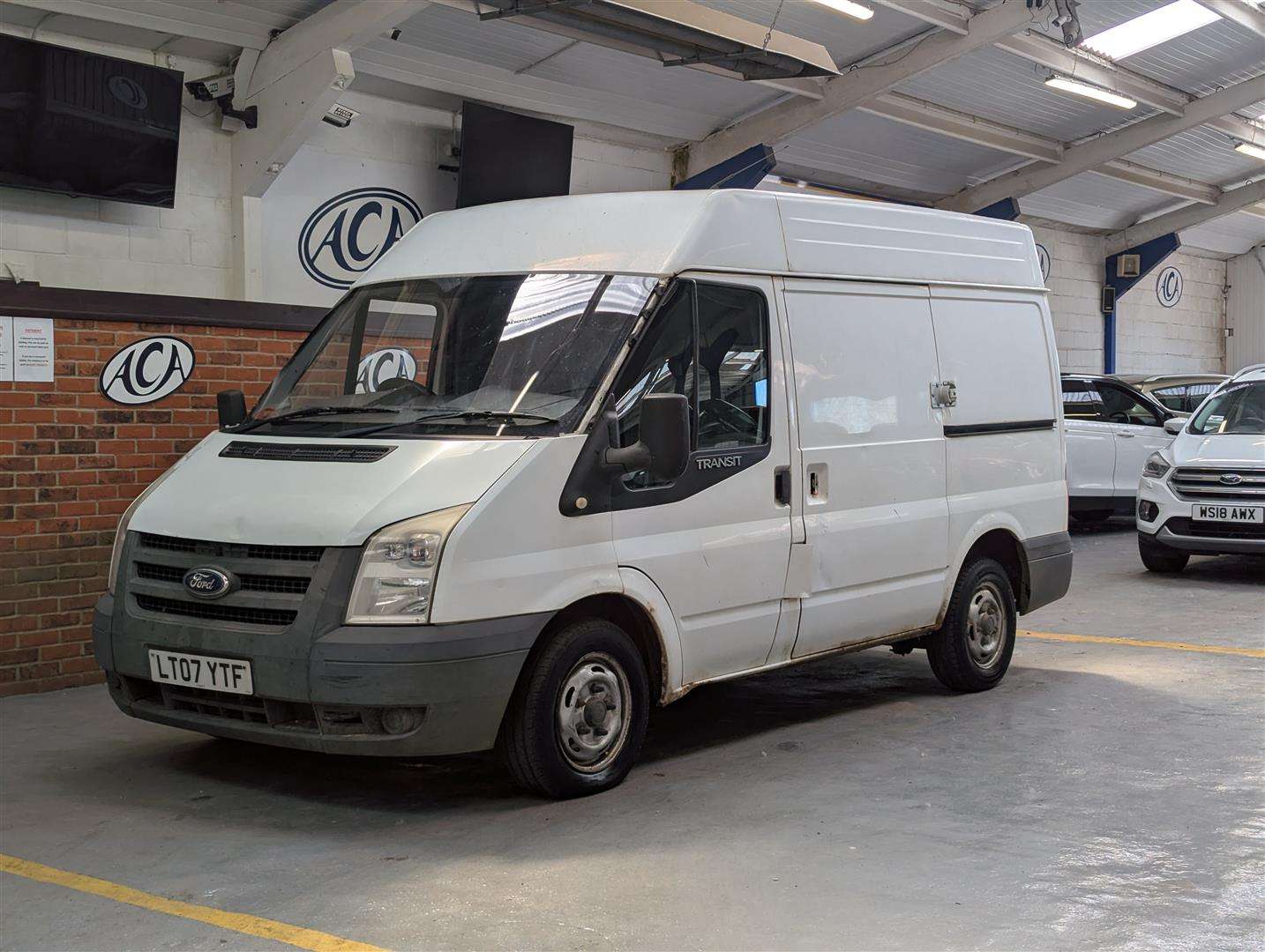 <p>2007 FORD TRANSIT 85 T260S FWD</p>