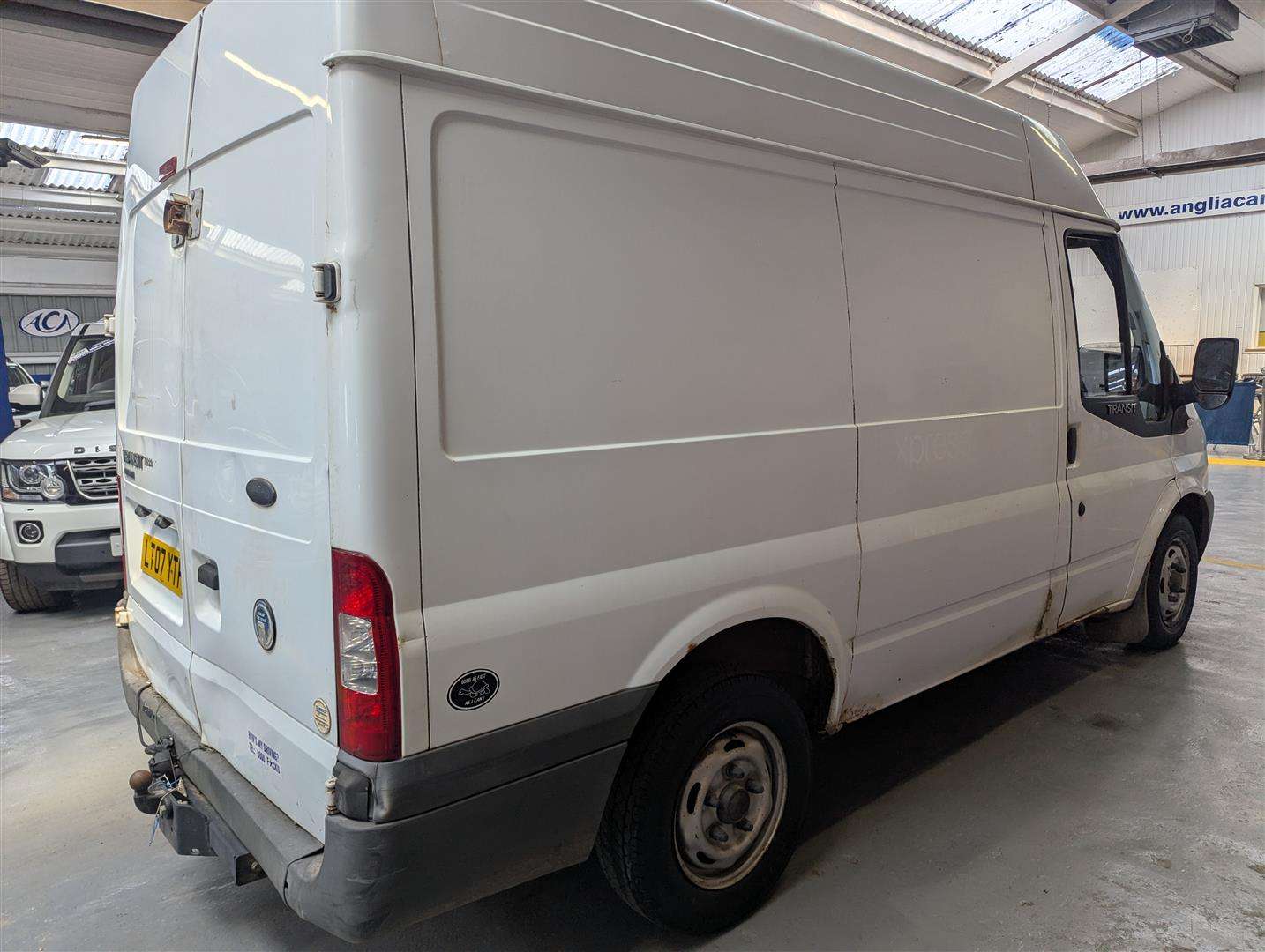 <p>2007 FORD TRANSIT 85 T260S FWD</p>