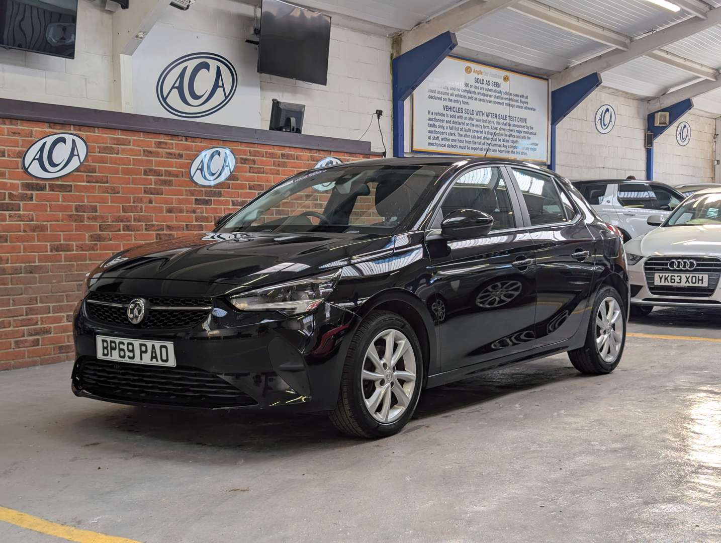 <p>2020 VAUXHALL CORSA SE PREMIUM TURBO</p>