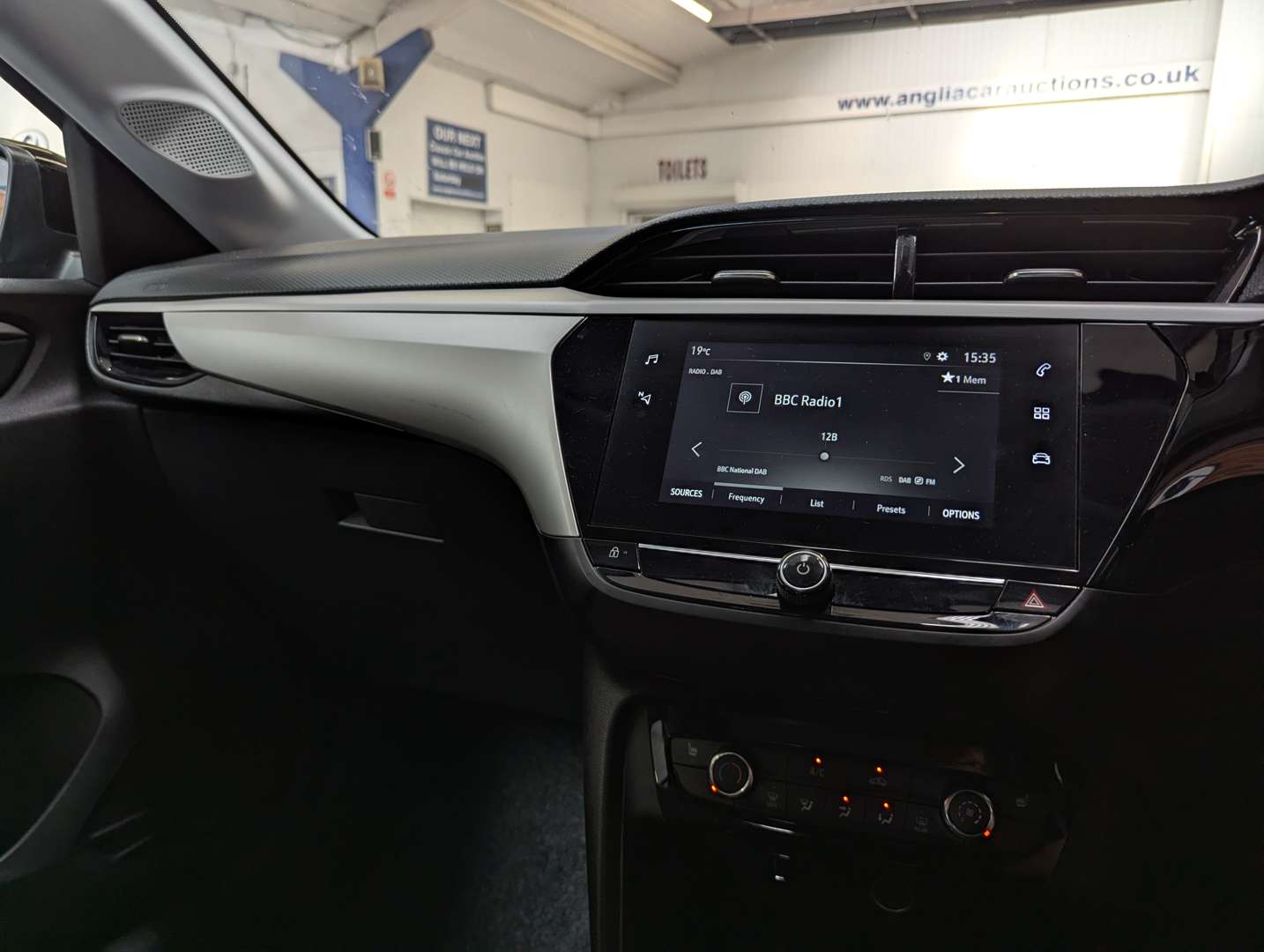<p>2020 VAUXHALL CORSA SE PREMIUM TURBO</p>