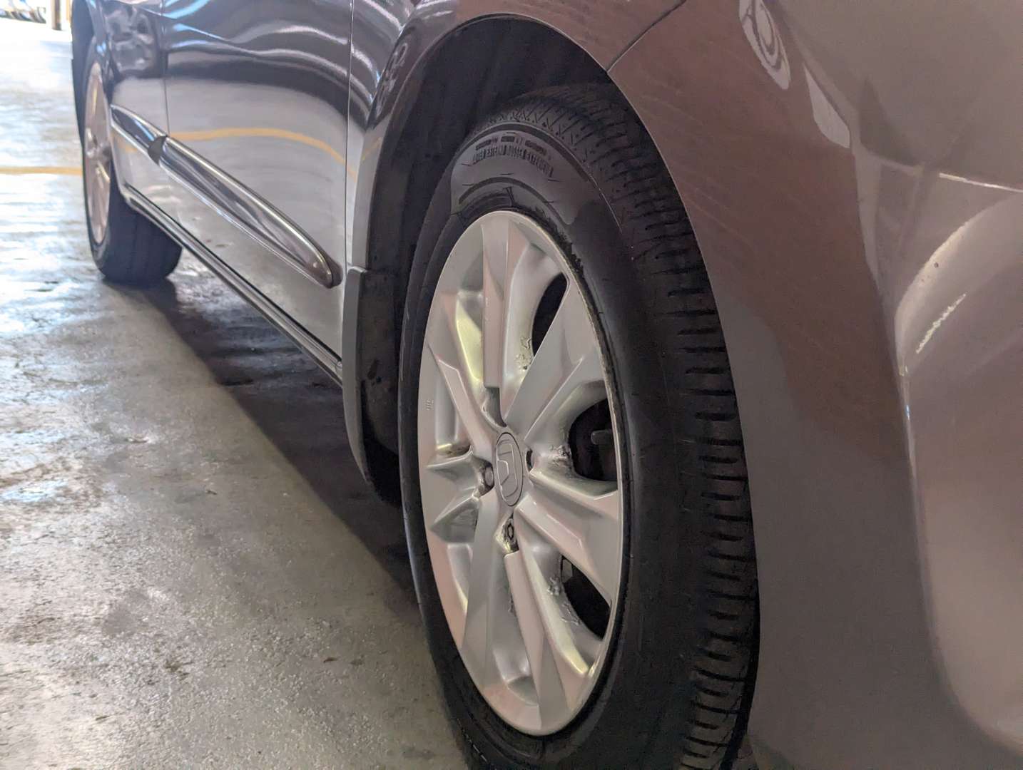 <p>2013 HONDA JAZZ I-VTEC ES</p>