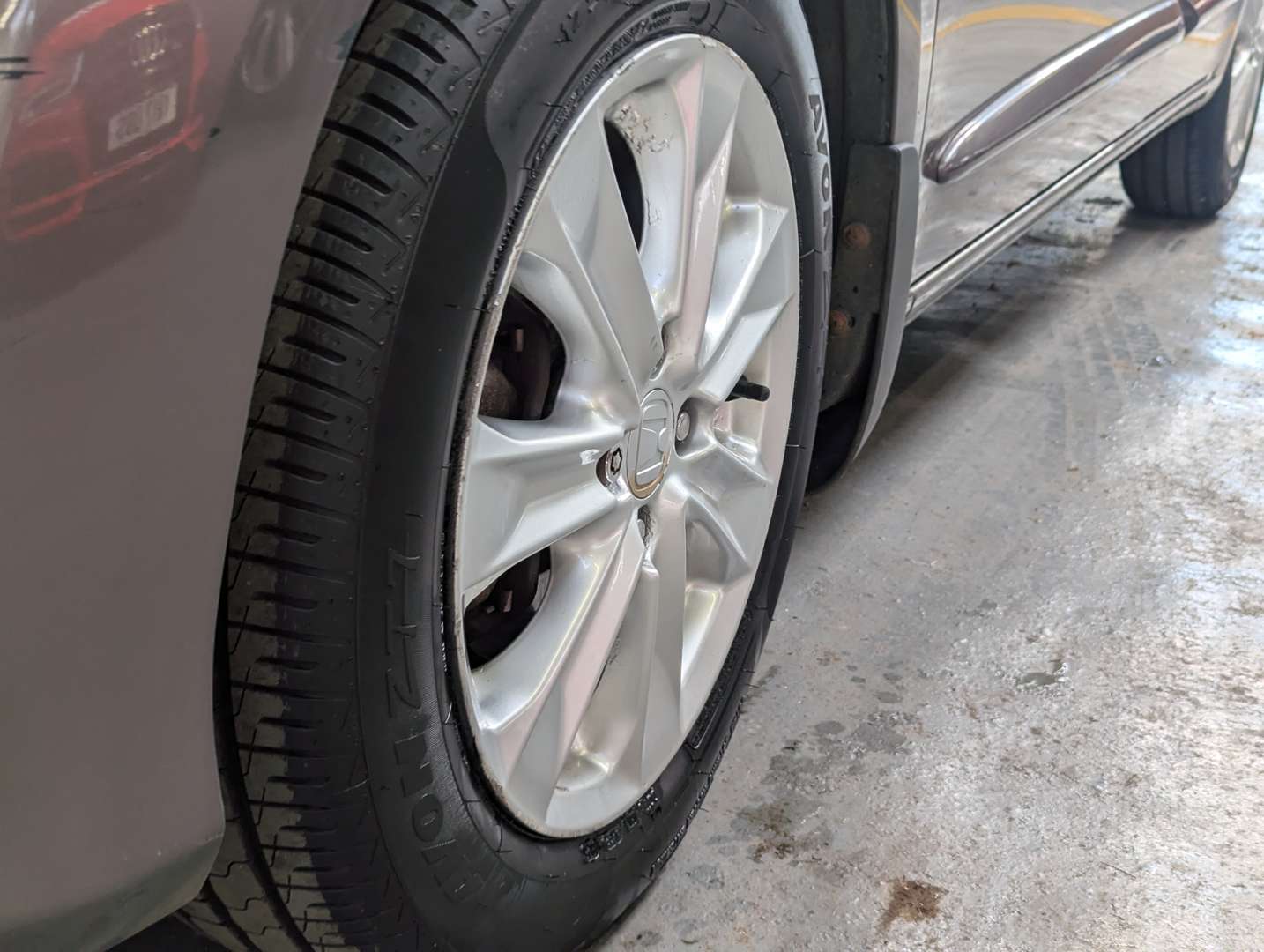 <p>2013 HONDA JAZZ I-VTEC ES</p>