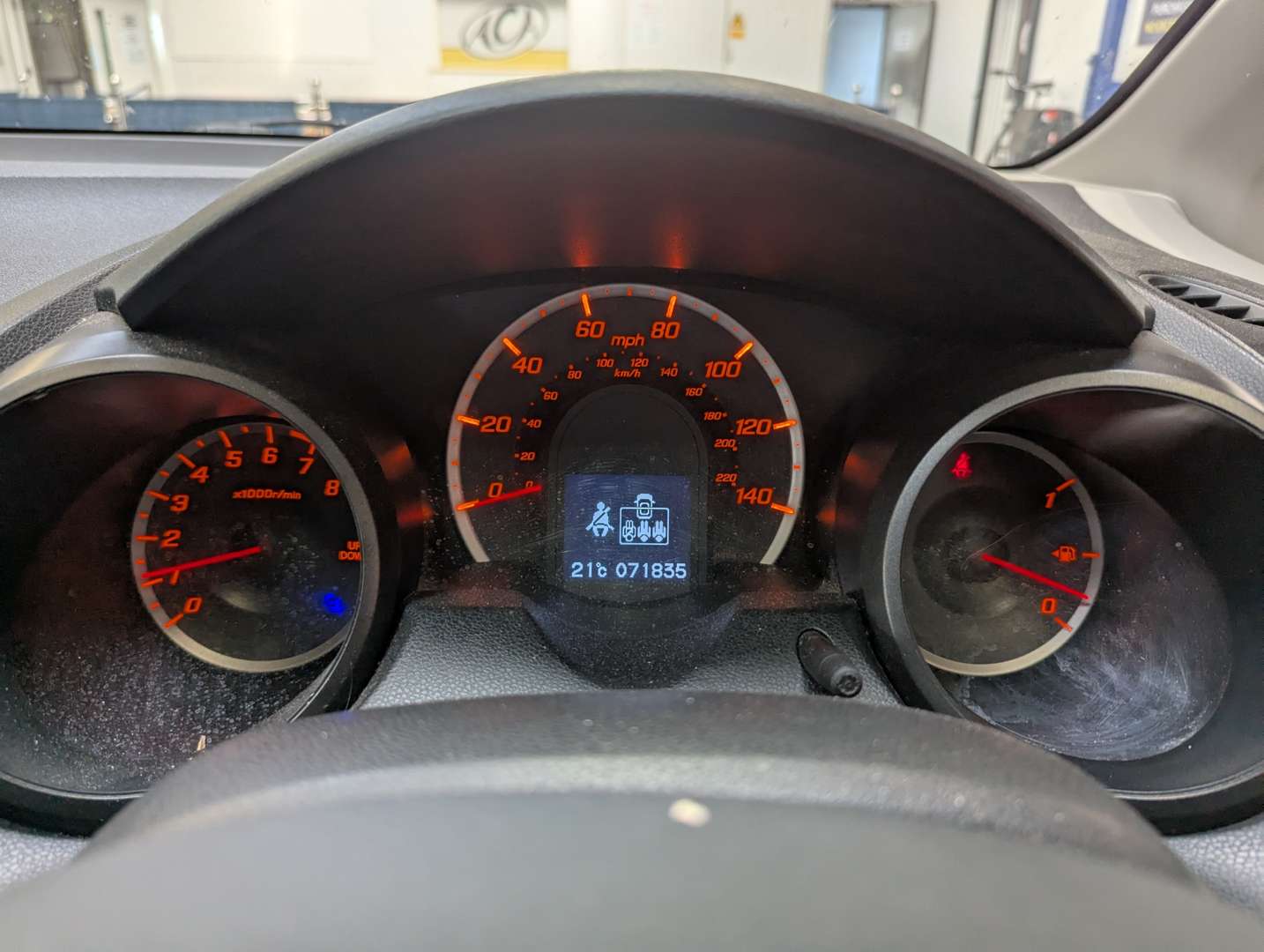 <p>2013 HONDA JAZZ I-VTEC ES</p>