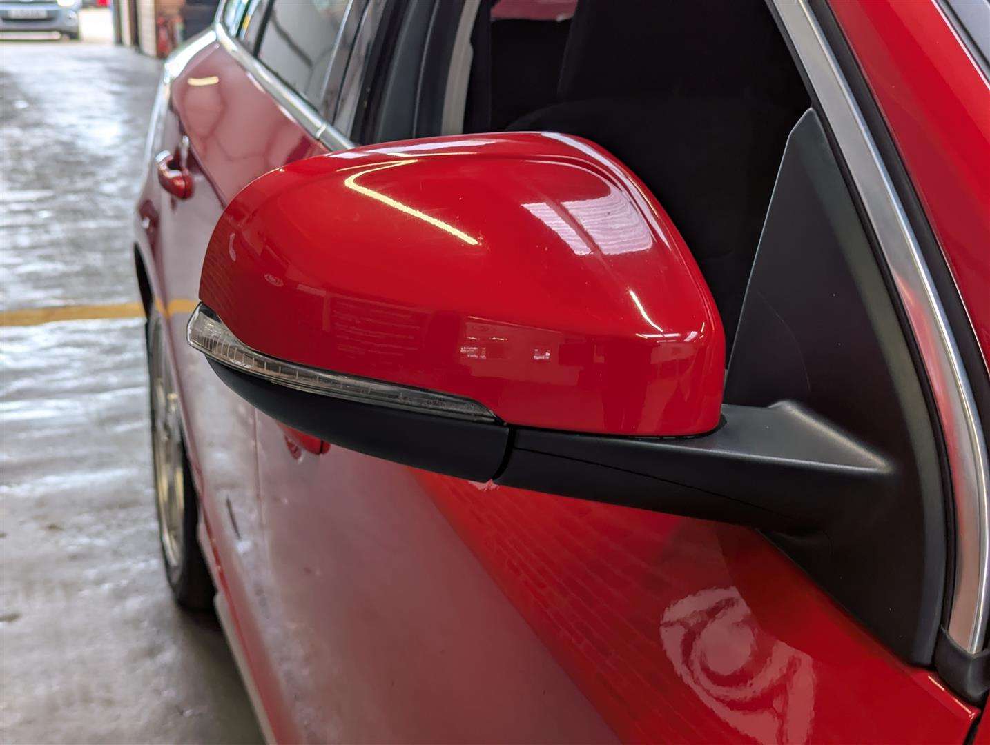 <p>2012 VOLVO V60 SE T3</p>