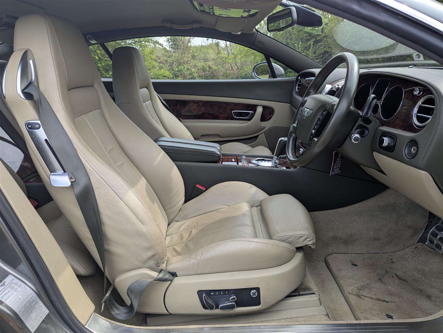 <p>2005 BENTLEY CONTINENTAL GT AUTO</p>