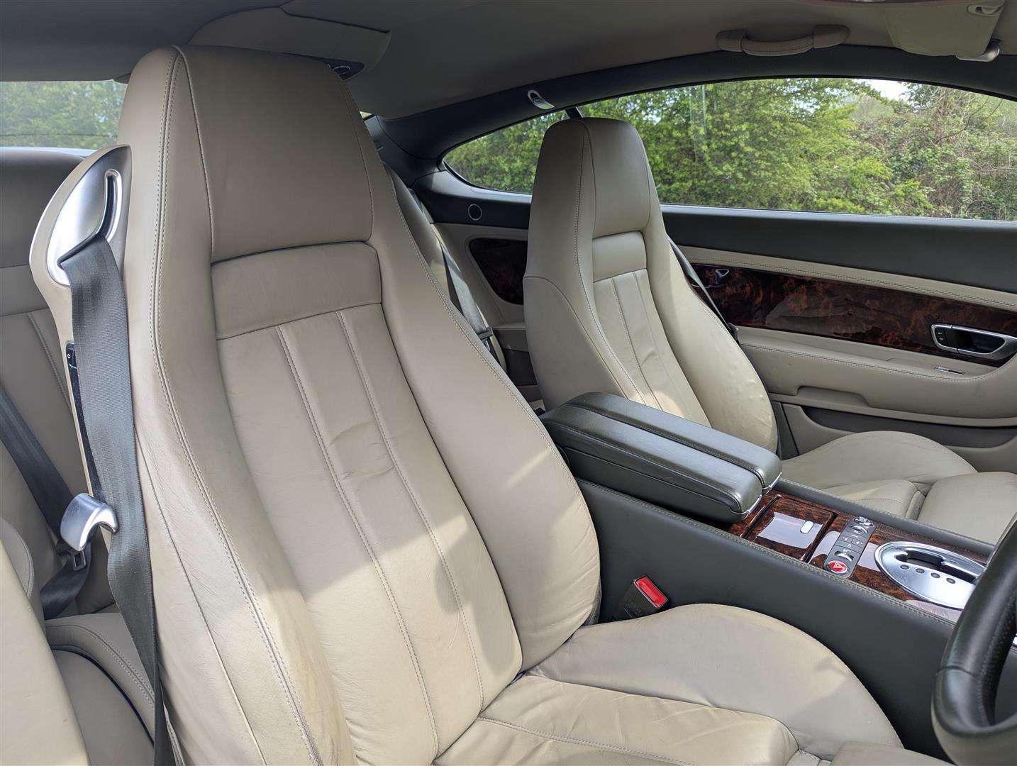 <p>2005 BENTLEY CONTINENTAL GT AUTO</p>