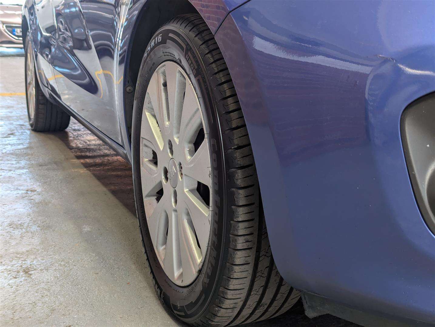 <p>2013 KIA RIO 2 ECODYNAMICS</p>