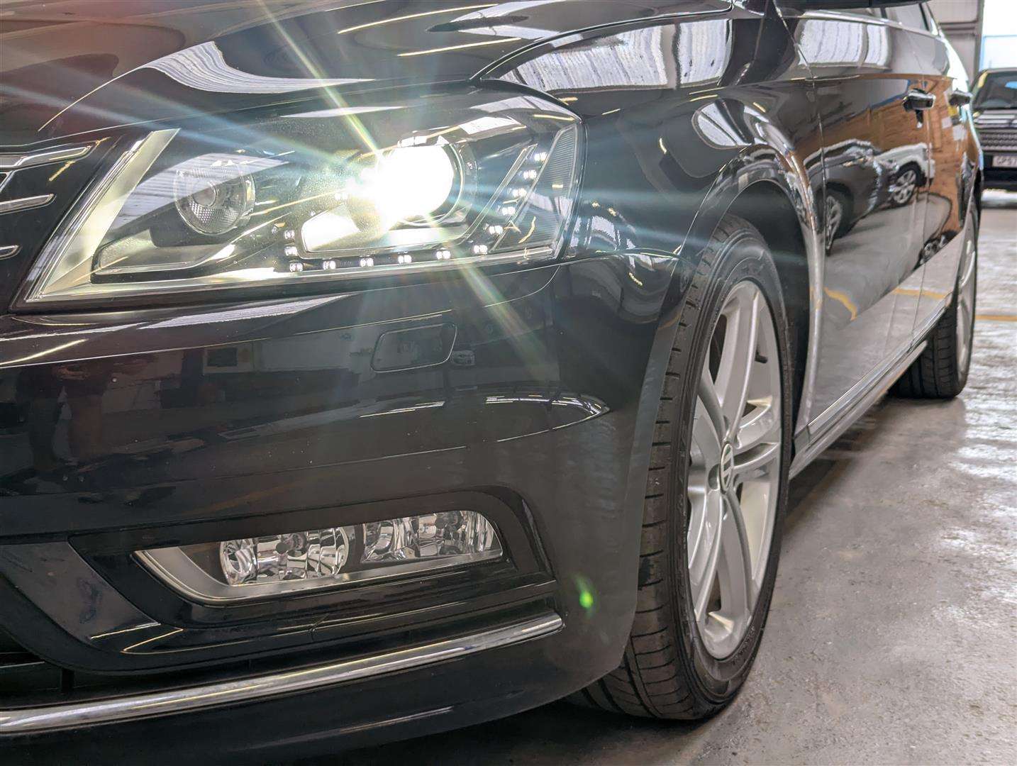 <p>2014 VOLKSWAGEN PASSAT H-LINE TSI DSG S-A</p>