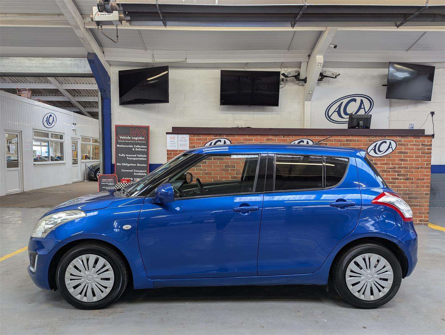<p>2014 SUZUKI SWIFT</p>