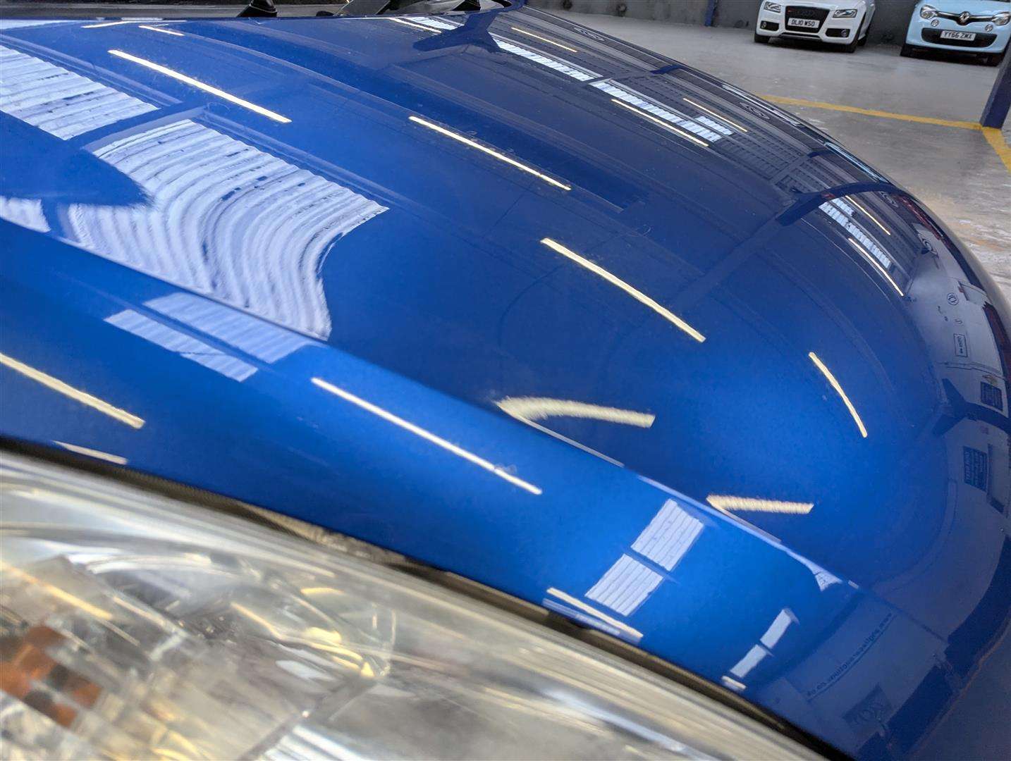 <p>2014 SUZUKI SWIFT</p>
