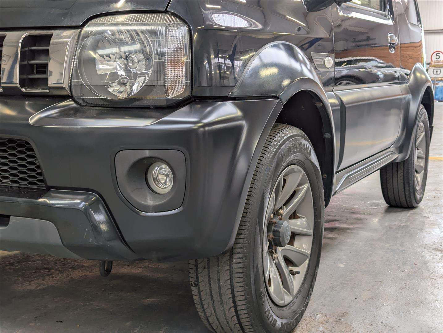 <p>2015 SUZUKI JIMNY SZ4 4X4</p>