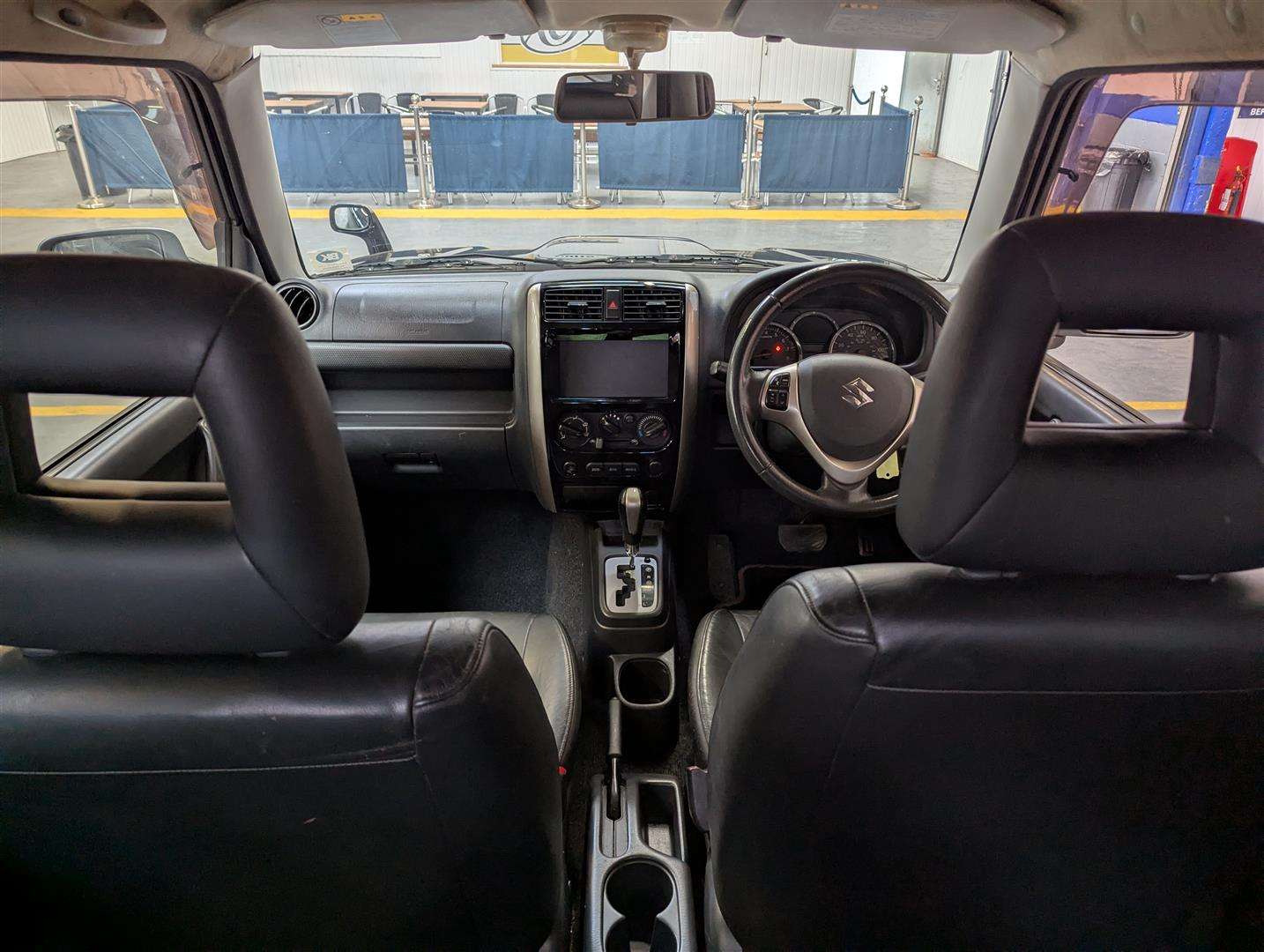 <p>2015 SUZUKI JIMNY SZ4 4X4</p>