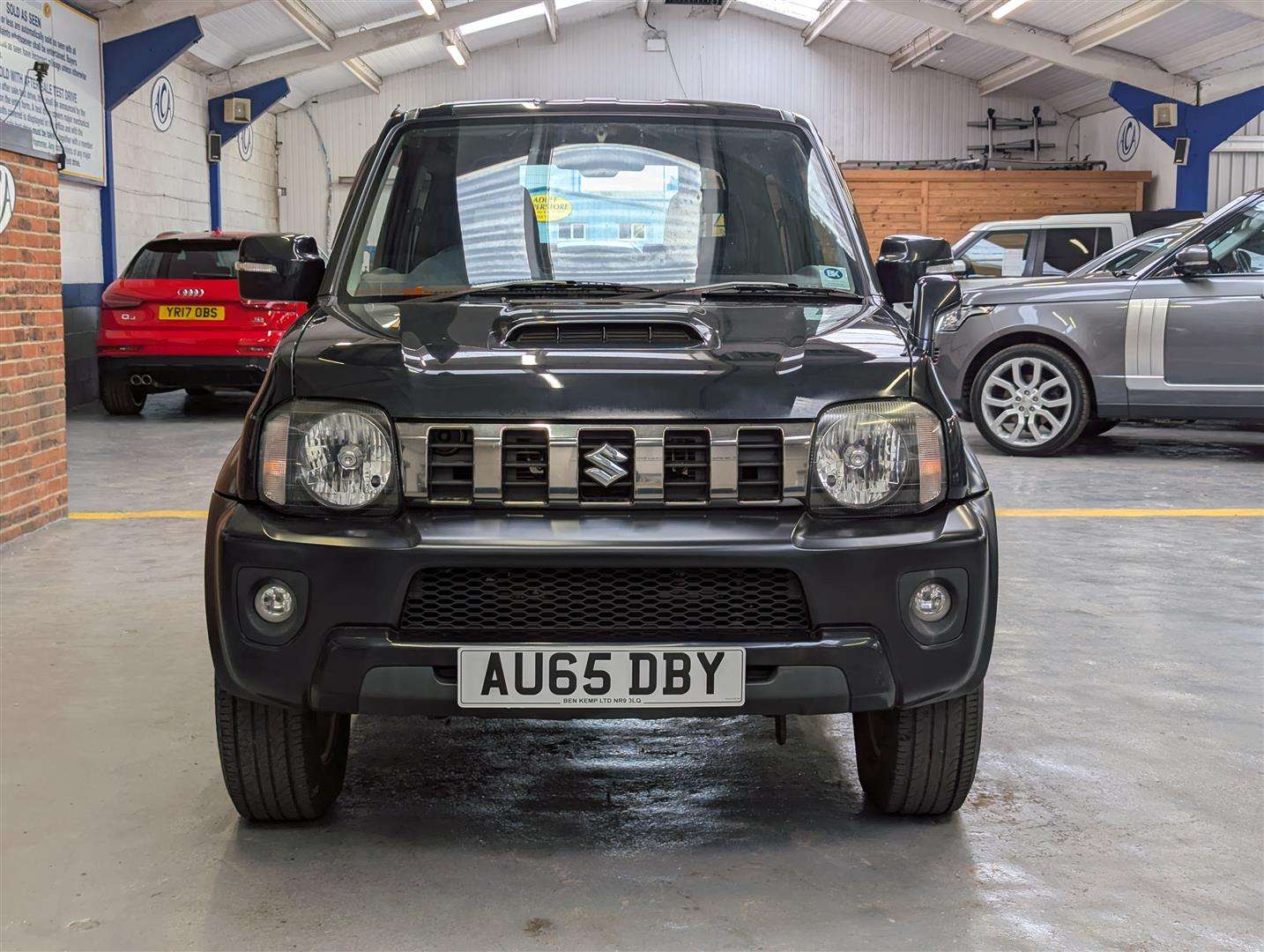 <p>2015 SUZUKI JIMNY SZ4 4X4</p>