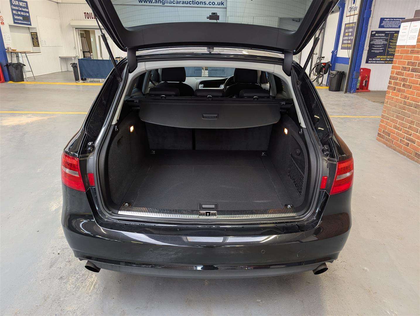 <p>2013 AUDI A4 S LINE TFSI QUATTRO AUTO</p>