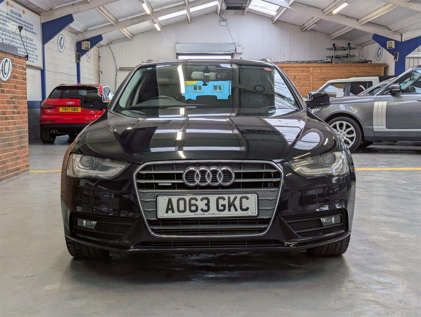 <p>2013 AUDI A4 S LINE TFSI QUATTRO AUTO</p>