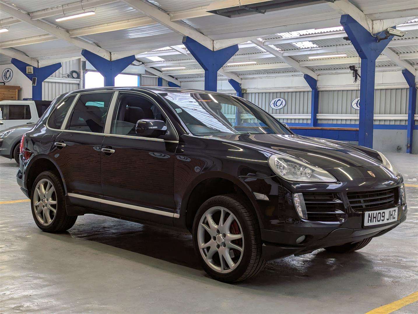 <p>2009 PORSCHE CAYENNE TIPTRONIC S D</p>