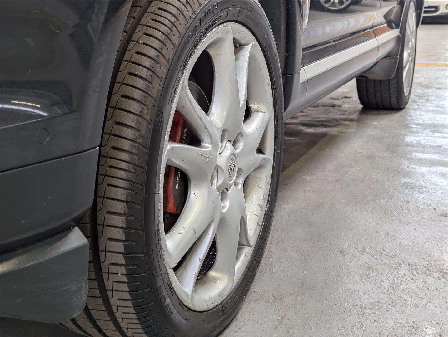 <p>2009 PORSCHE CAYENNE TIPTRONIC S D</p>
