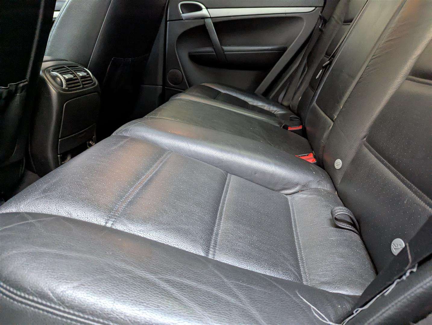 <p>2009 PORSCHE CAYENNE TIPTRONIC S D</p>