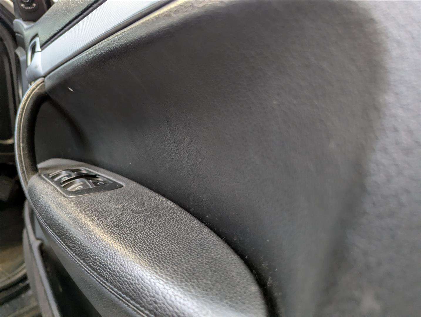 <p>2009 PORSCHE CAYENNE TIPTRONIC S D</p>