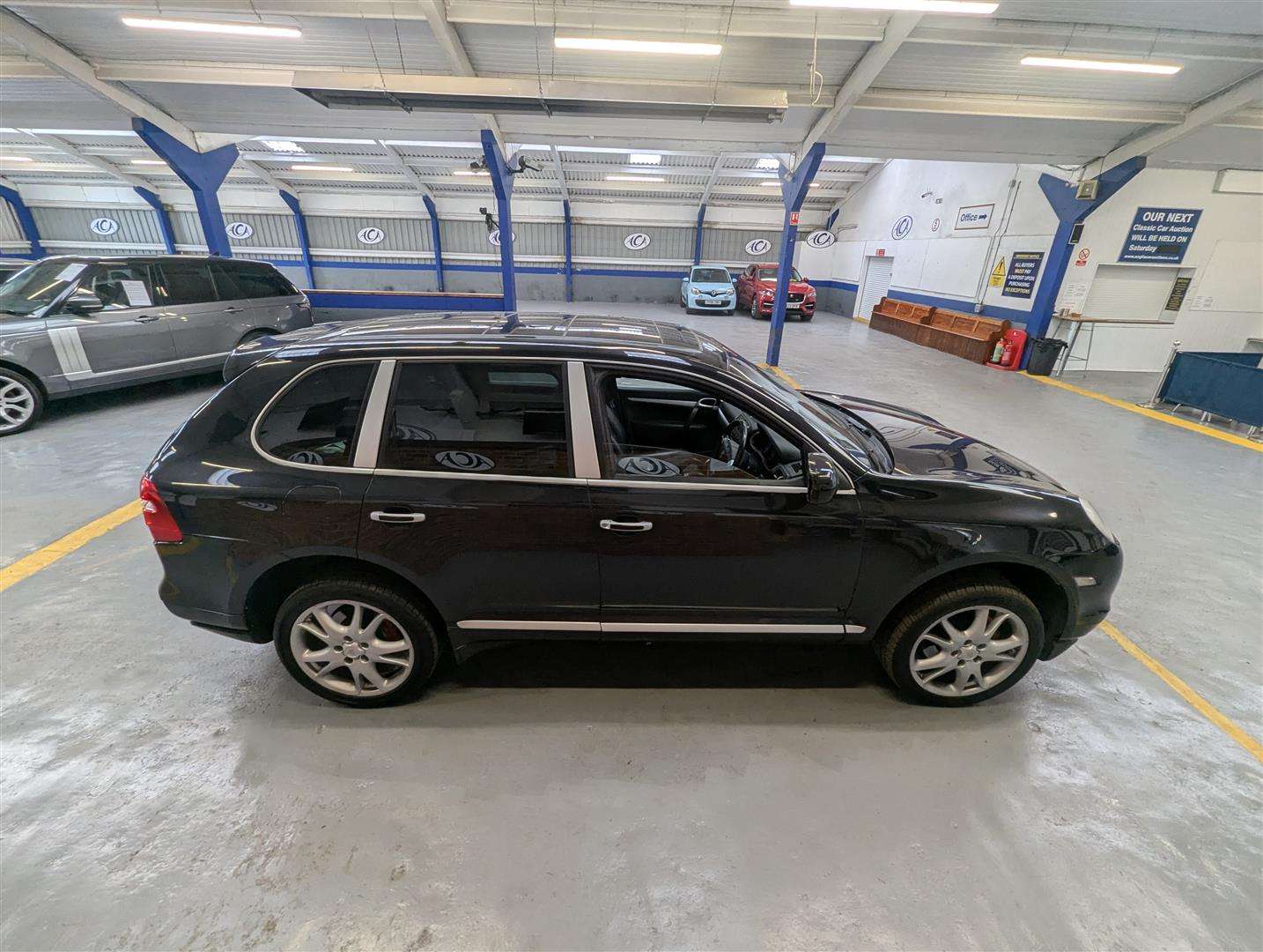 <p>2009 PORSCHE CAYENNE TIPTRONIC S D</p>