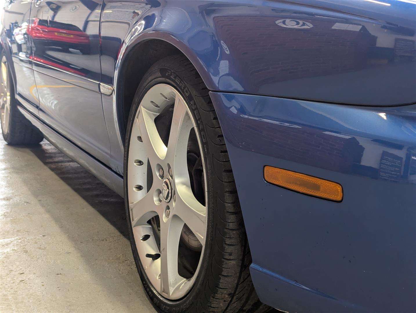 <p>2008 JAGUAR X-TYPE SE</p>