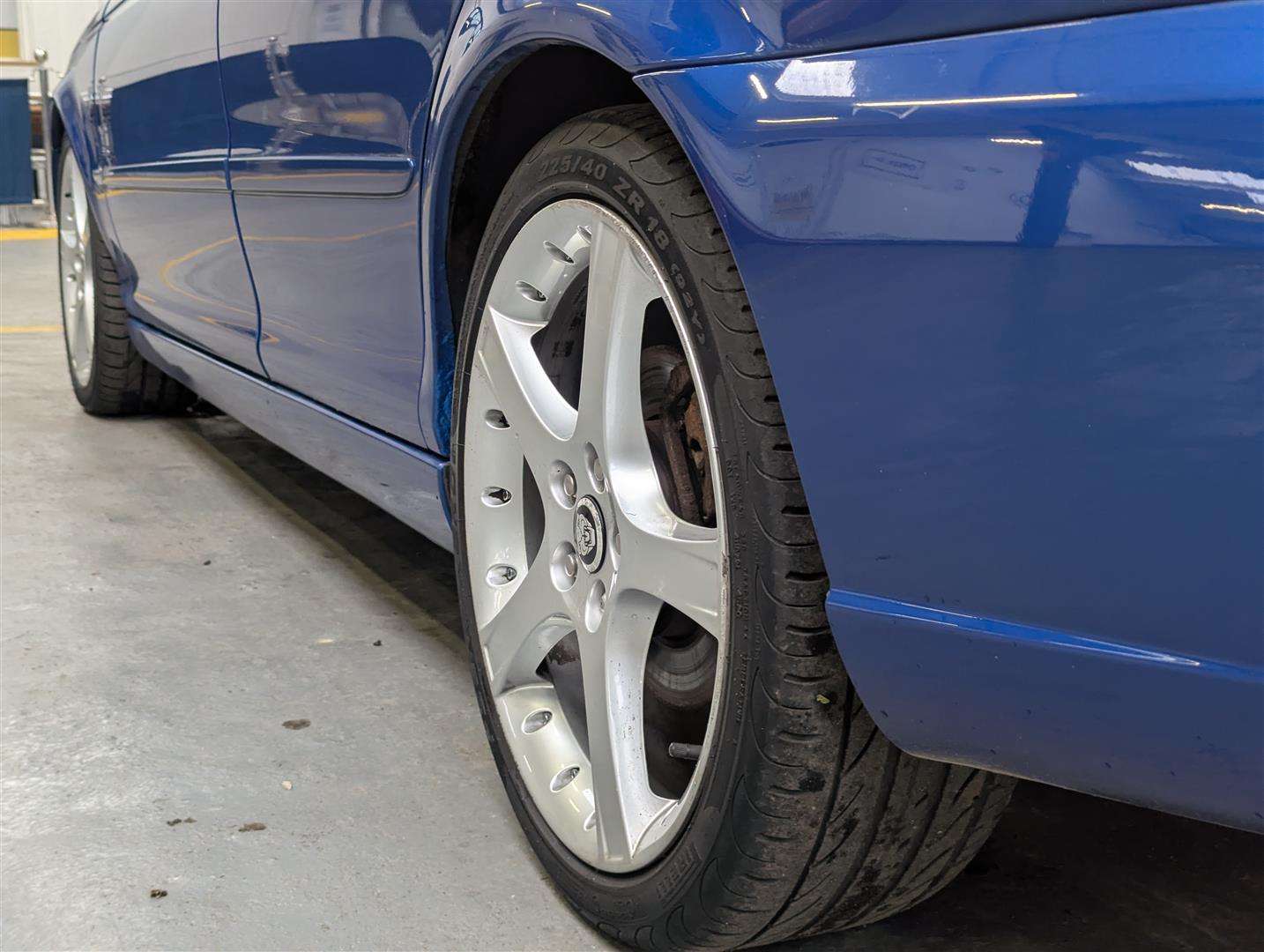 <p>2008 JAGUAR X-TYPE SE</p>