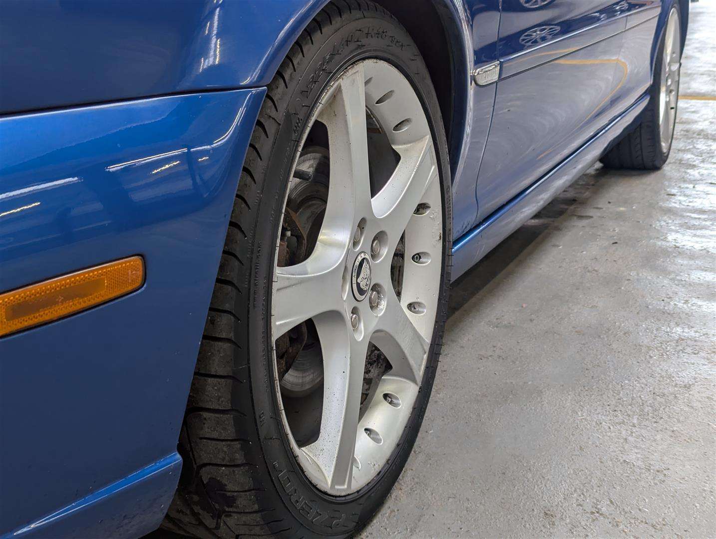 <p>2008 JAGUAR X-TYPE SE</p>