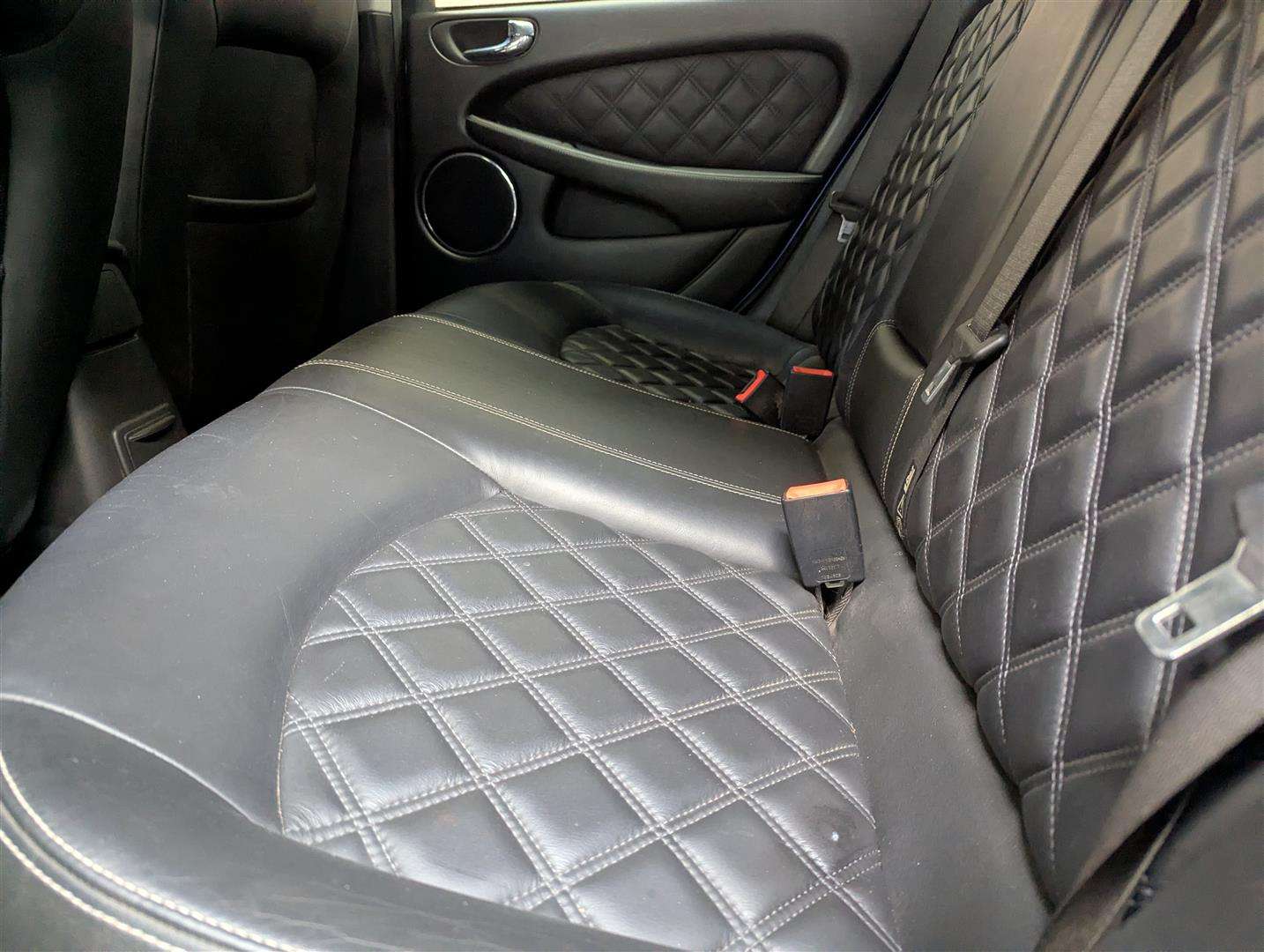 <p>2008 JAGUAR X-TYPE SE</p>