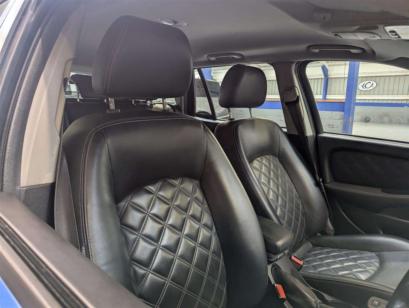 <p>2008 JAGUAR X-TYPE SE</p>