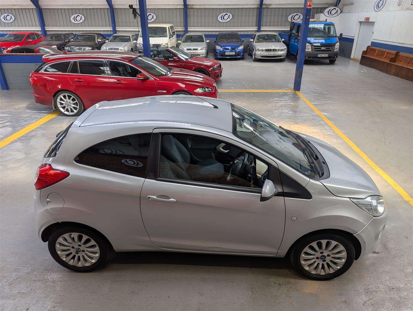 <p>2010 FORD KA ZETEC</p>