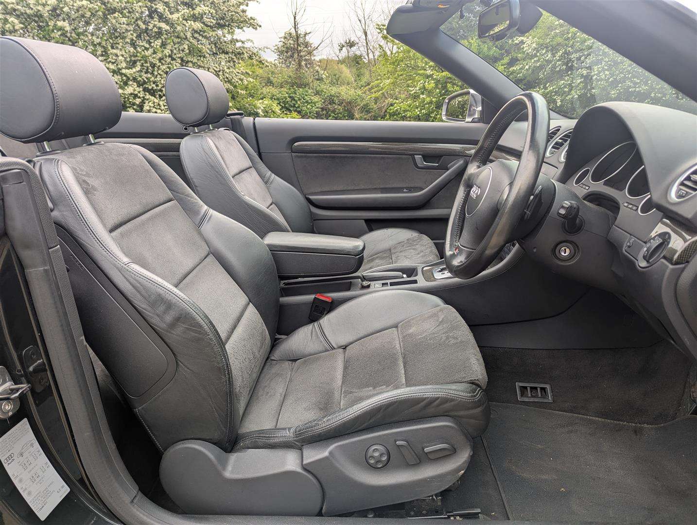<p>2005 AUDI S4 QUATTRO CABRIOLET AUTO</p>