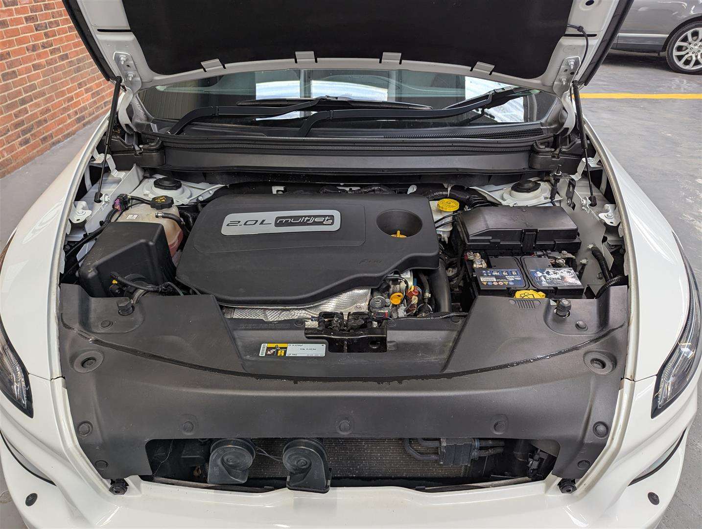 <p>2015 JEEP CHEROKEE LIMITED M-JET 4X</p>