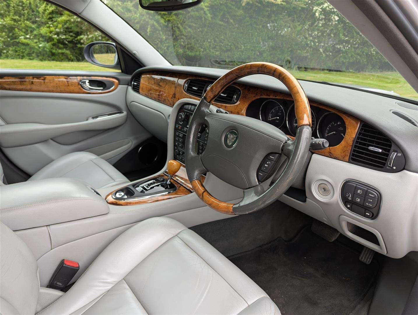 <p>2004 JAGUAR XJ6 V6 AUTO</p>