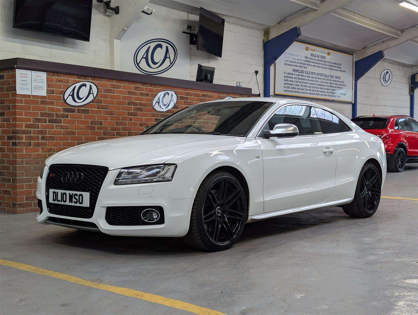 <p>2010 AUDI A5 S5 FSI QUATTRO S-A</p>