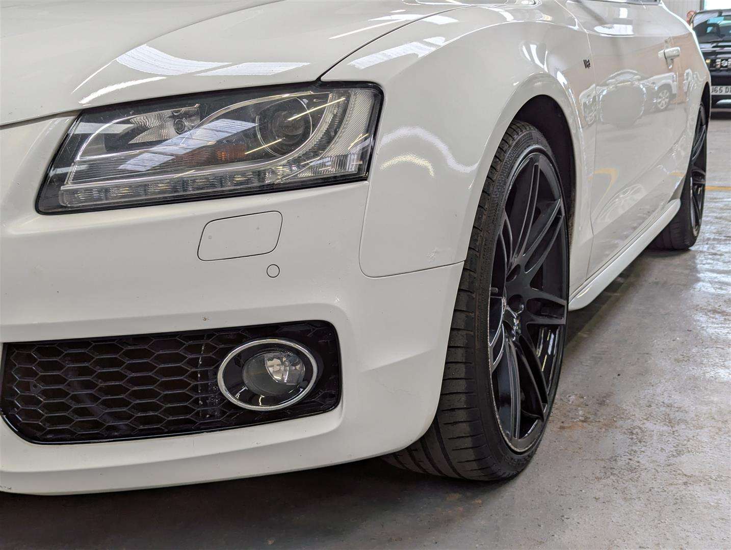 <p>2010 AUDI A5 S5 FSI QUATTRO S-A</p>